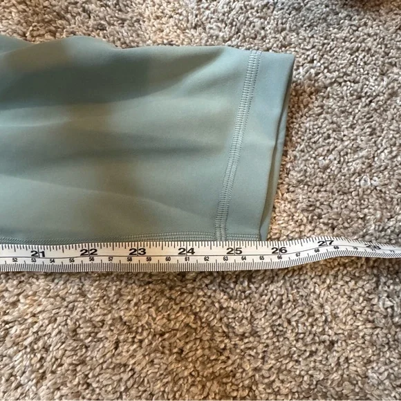 Lululemon Wunder Train Contour Fit High-Rise Tight 25" - Picture 4 of 5